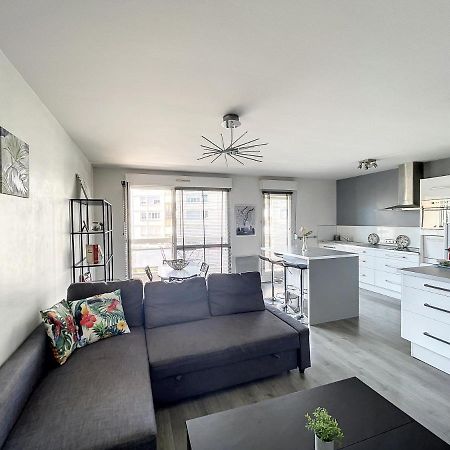 City & Cosy, Lyon Charcot- Wifi - Lave Linge - Balcon - Parking Ngoại thất bức ảnh
