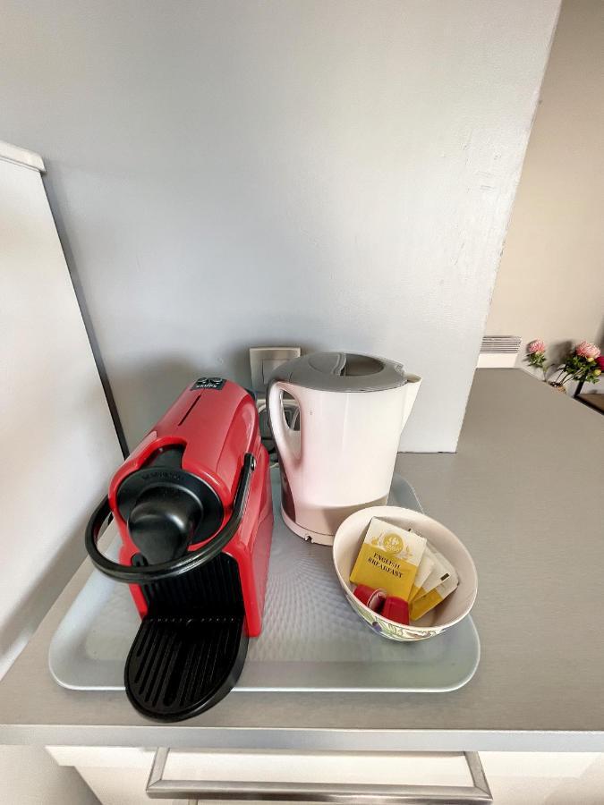 City & Cosy, Lyon Charcot- Wifi - Lave Linge - Balcon - Parking Ngoại thất bức ảnh
