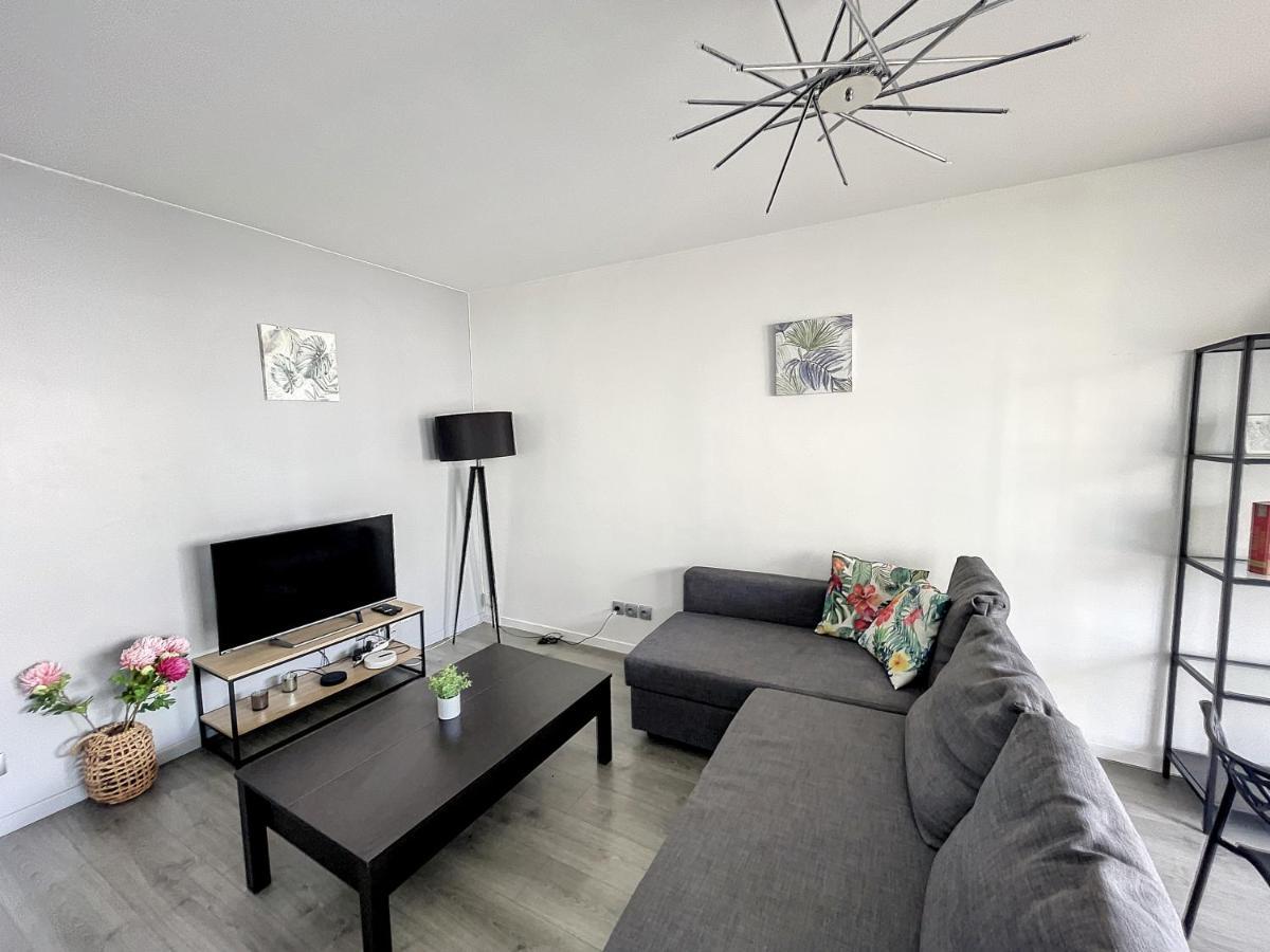City & Cosy, Lyon Charcot- Wifi - Lave Linge - Balcon - Parking Ngoại thất bức ảnh