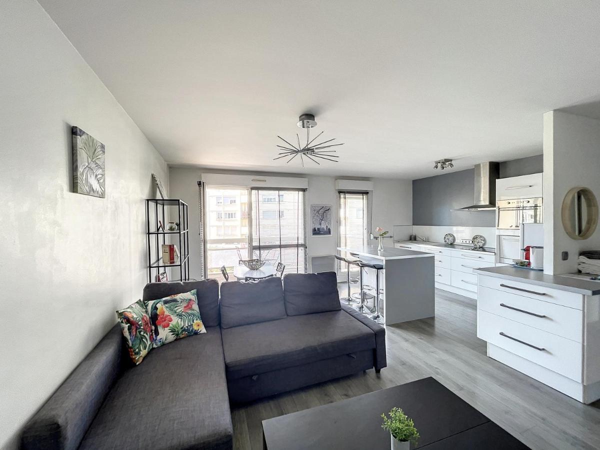 City & Cosy, Lyon Charcot- Wifi - Lave Linge - Balcon - Parking Ngoại thất bức ảnh