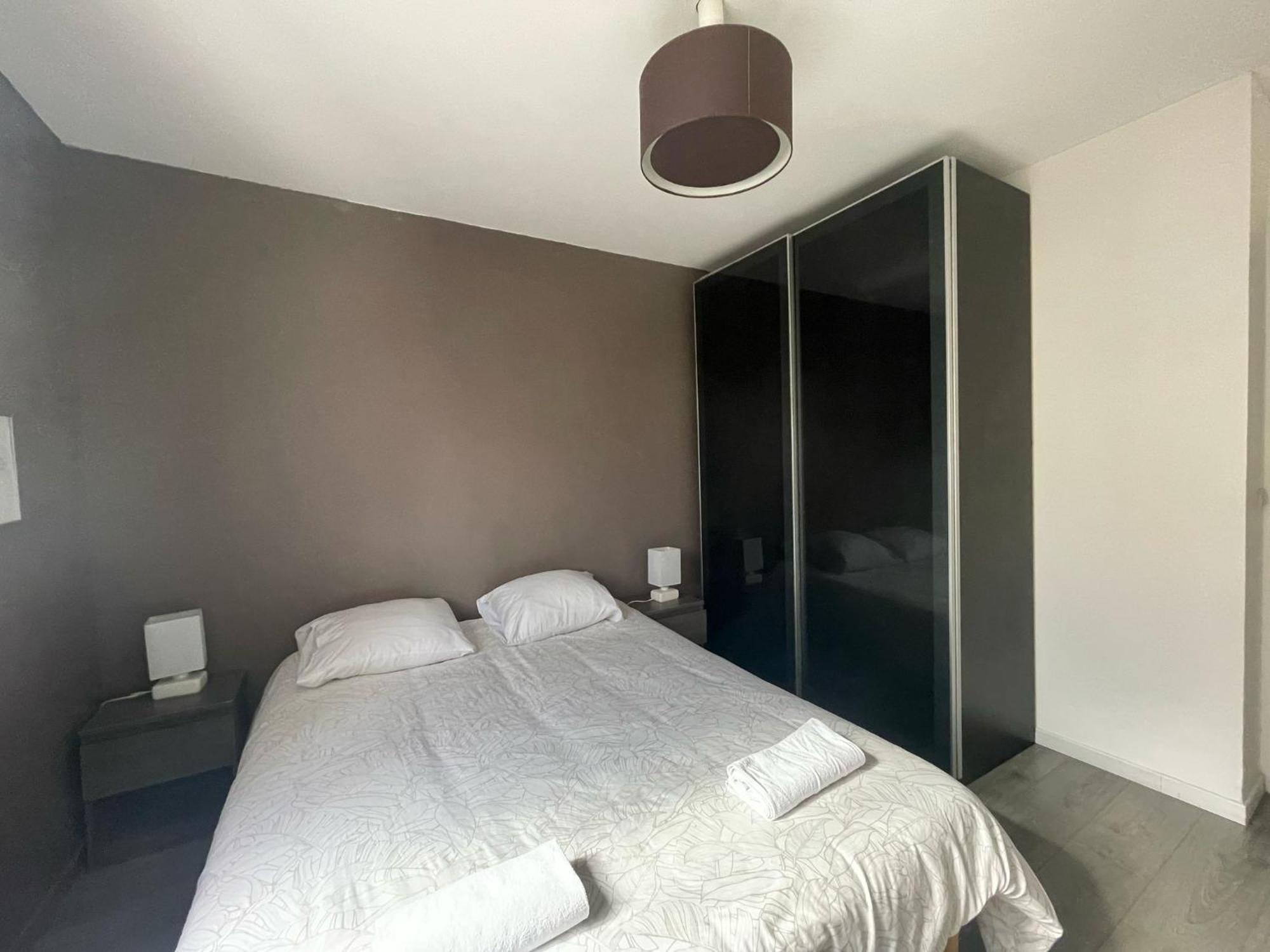 City & Cosy, Lyon Charcot- Wifi - Lave Linge - Balcon - Parking Ngoại thất bức ảnh